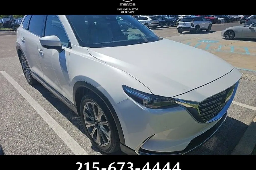 2023 Mazda CX-9 Signature photo 1