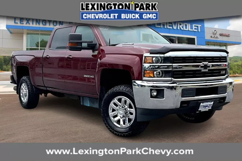 2016 Chevrolet Silverado 3500HD LT photo 1