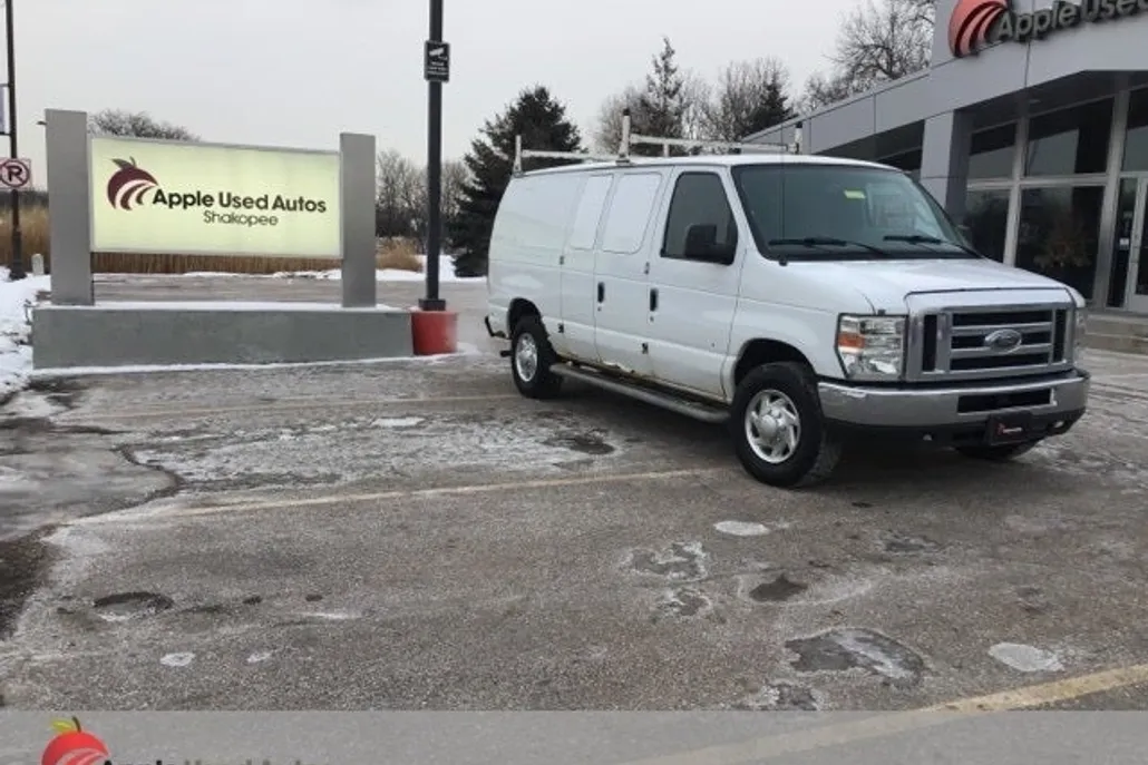 2013 Ford E-250 photo 1