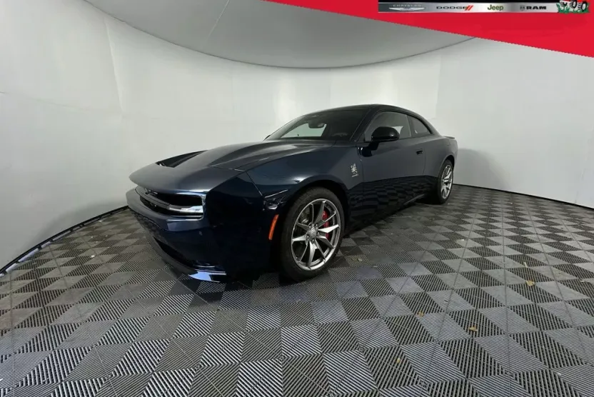 2025 Dodge Charger Daytona Scat Pack photo 1