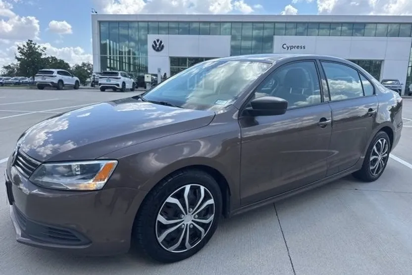 2012 Volkswagen Jetta Base photo 1
