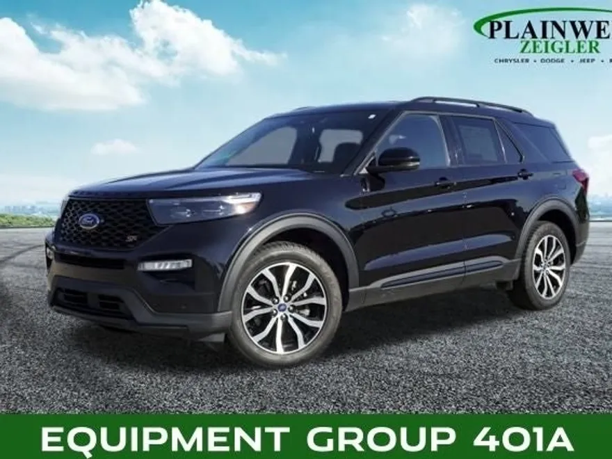 2022 Ford Explorer ST photo 1