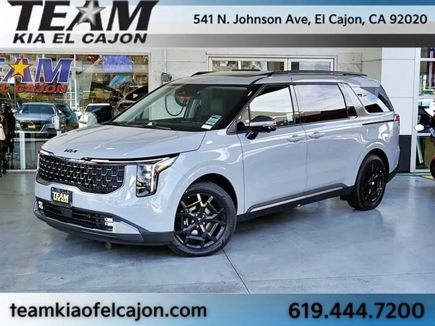2026 Kia Carnival SX photo 1
