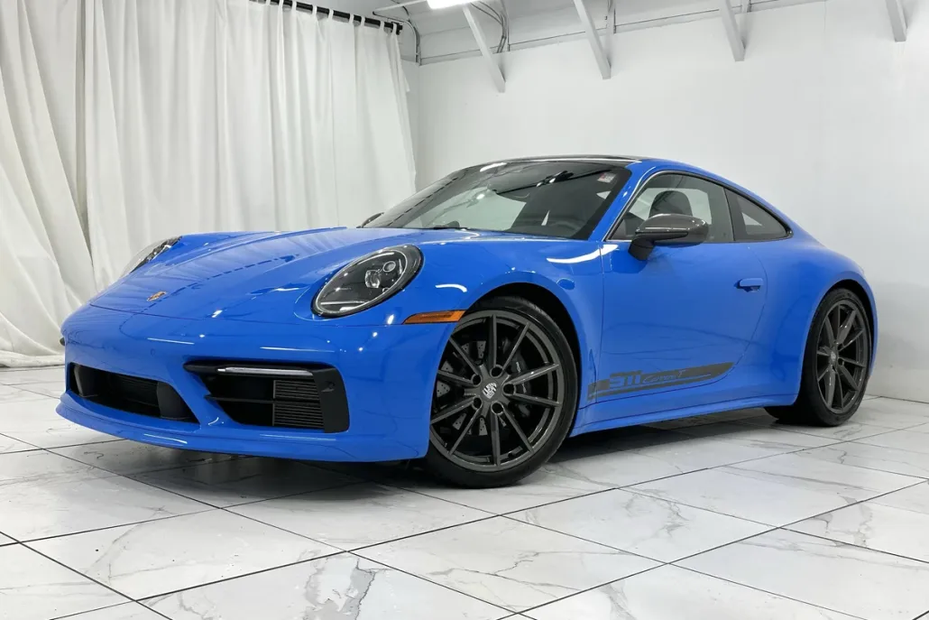2024 Porsche 911 T photo 1