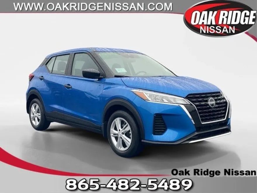 2025 Nissan Kicks Play S photo 1