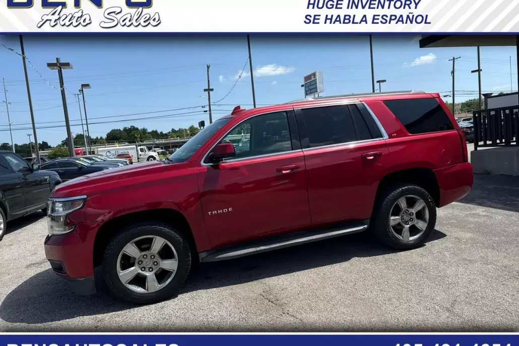 2015 Chevrolet Tahoe LT photo 1