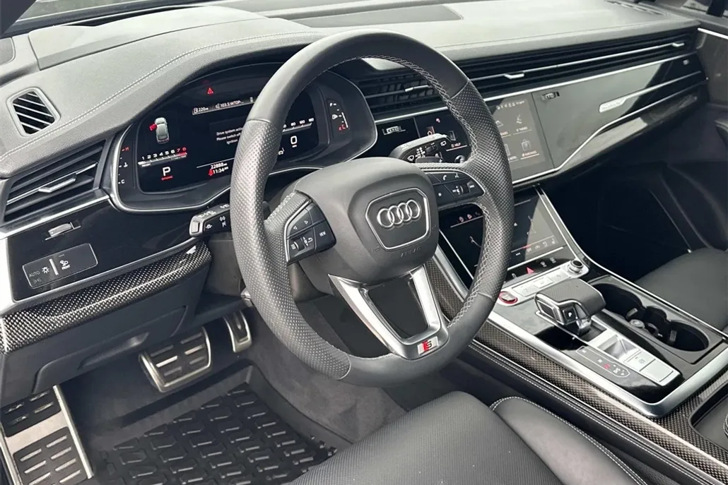 2023 Audi SQ7 Prestige photo 1