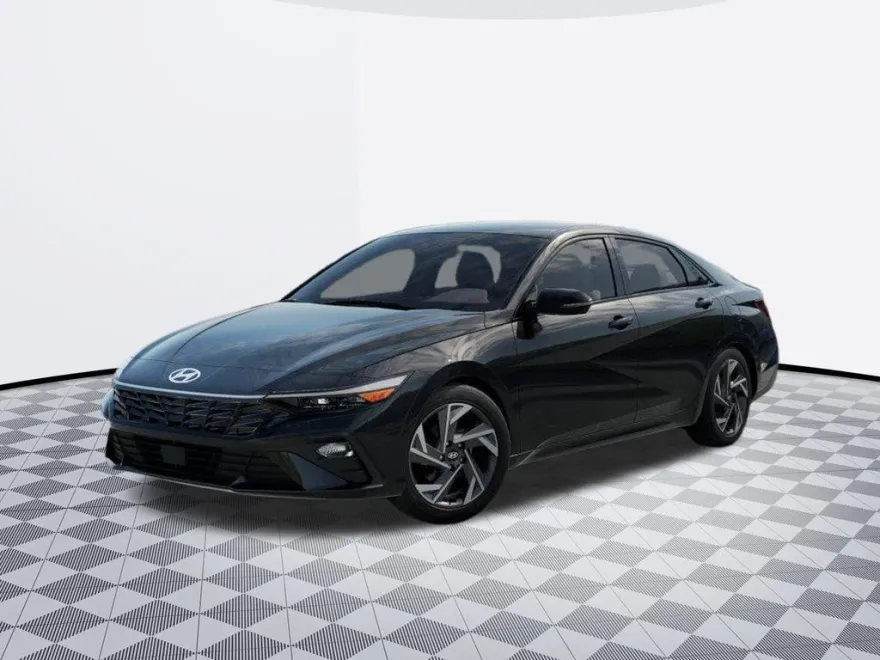 2025 Hyundai Elantra SEL Sport photo 1