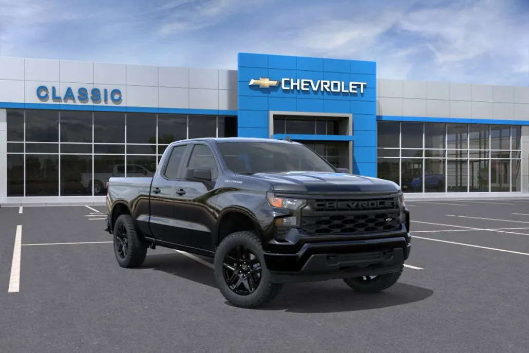 2026 Chevrolet Silverado 1500 Custom photo 1