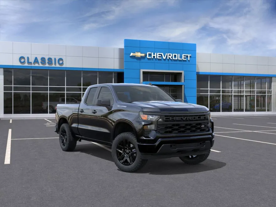 2026 Chevrolet Silverado 1500 Custom photo 1