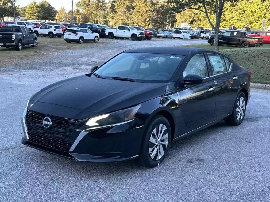 2025 Nissan Altima 2.5 S photo 1