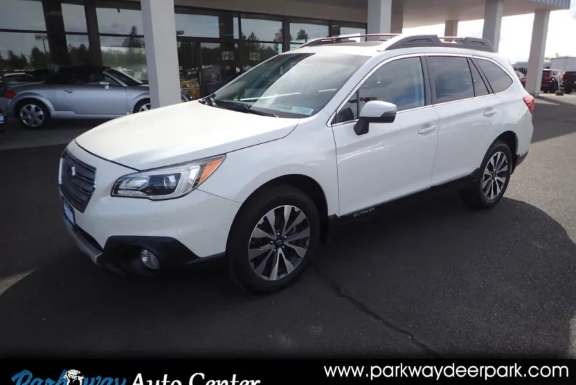 2017 Subaru Outback Limited 3.6R photo 1