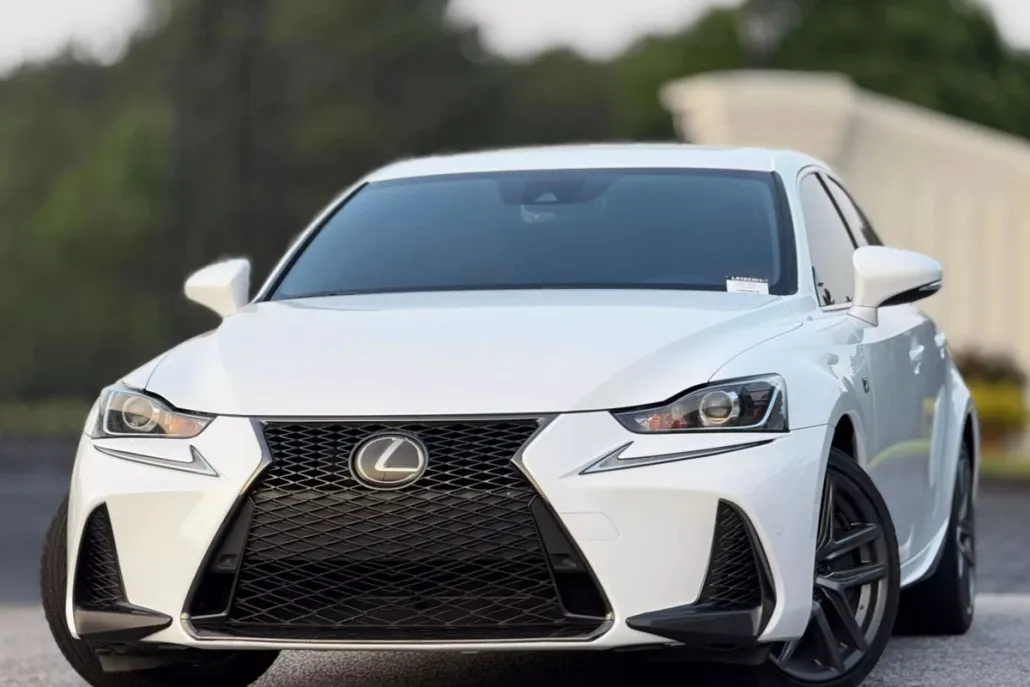 2020 Lexus IS 300 F SPORT photo 1
