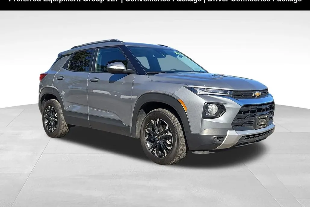 2023 Chevrolet Trailblazer LT photo 1