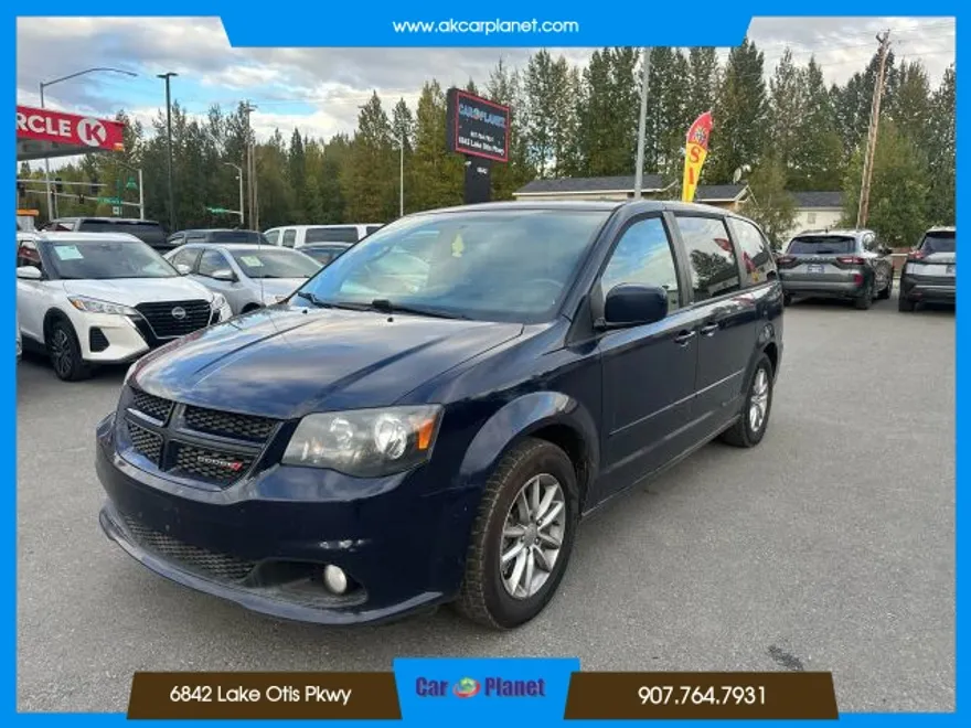 2014 Dodge Grand Caravan R/T photo 1