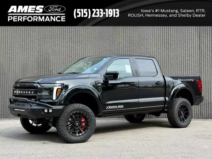 2025 Ford F-150 Lariat photo 1