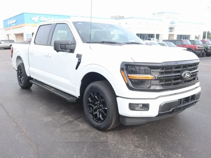 2025 Ford F-150 XLT photo 1
