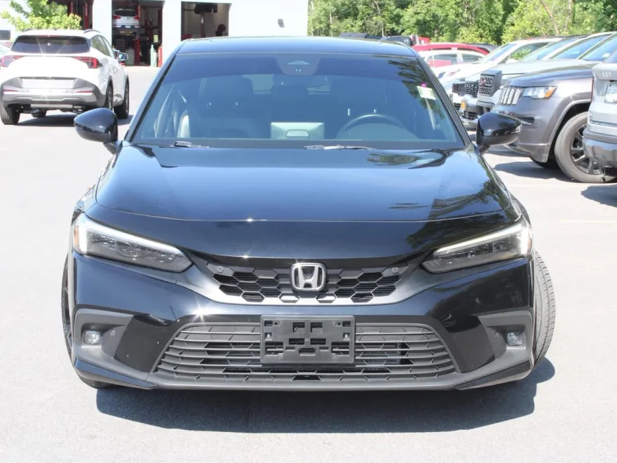 2023 Honda Civic Hatchback Sport Touring photo 1
