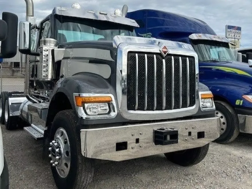 2023 International HX520 HX photo 1