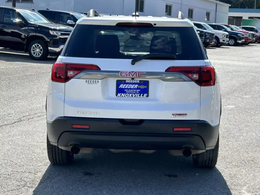2019 Gmc Acadia SLT photo 1