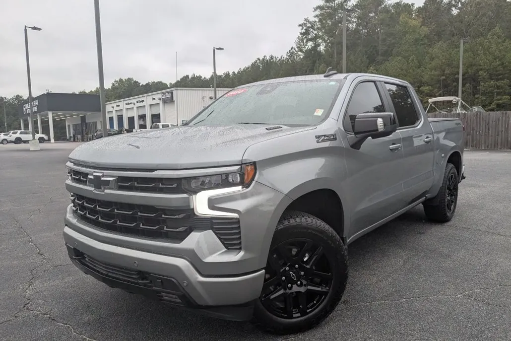 2025 Chevrolet Silverado 1500 RST photo 1