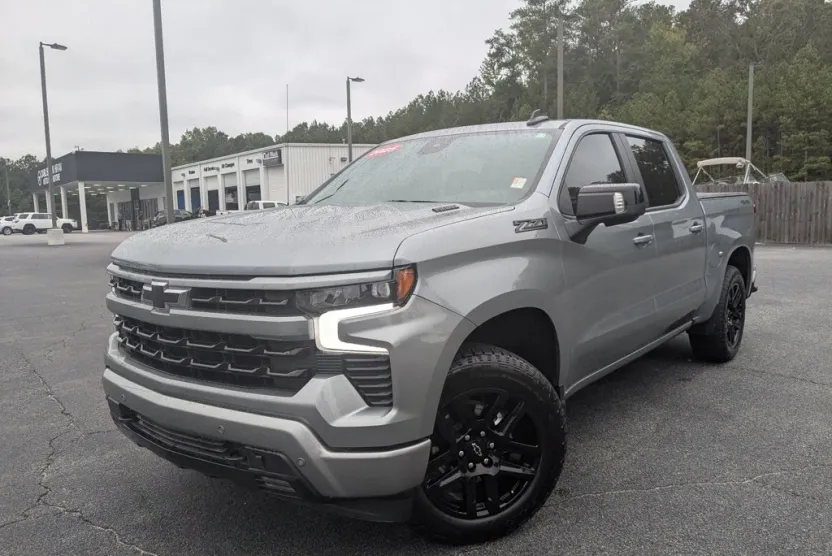 2025 Chevrolet Silverado 1500 RST photo 1