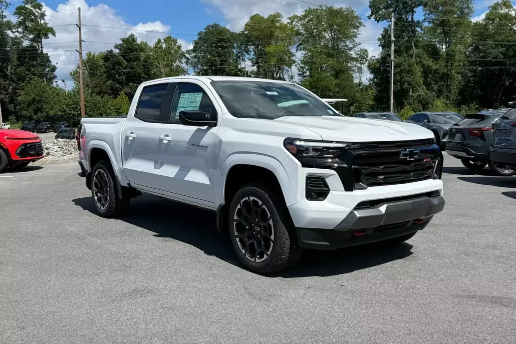 2026 Chevrolet Colorado Z71 photo 1