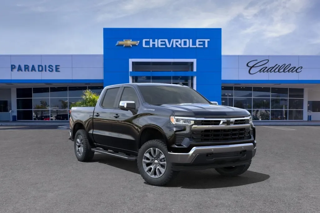 2025 Chevrolet Silverado LT photo 1