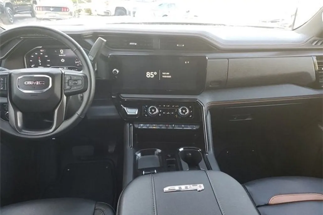 2024 Gmc Sierra 2500 HD AT4 photo 1