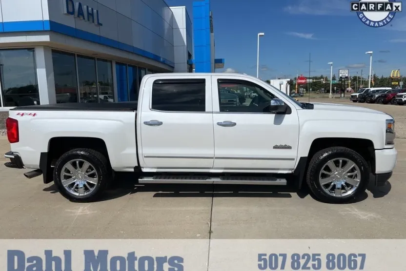 2016 Chevrolet Silverado 1500 High Country photo 1