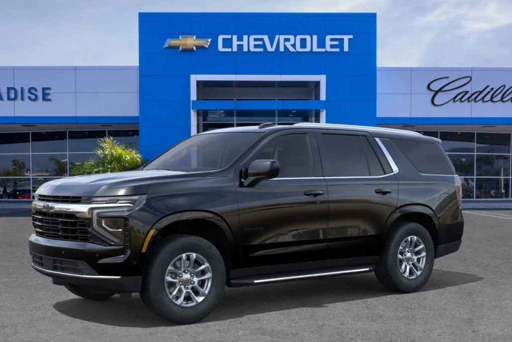 2025 Chevrolet Tahoe LS photo 1