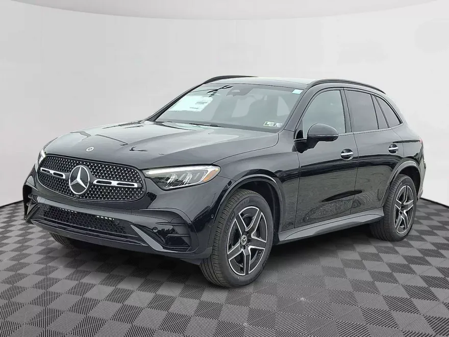 2026 Mercedes Benz GLC 300 4MATIC photo 1