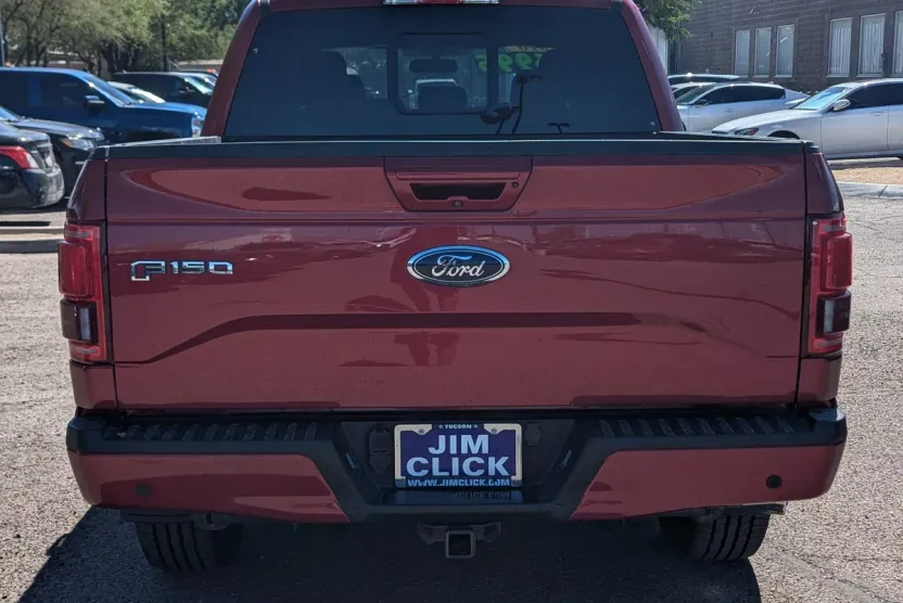 2016 Ford F-150 Lariat photo 1