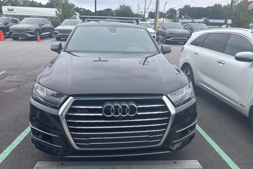 2018 Audi Q7 3.0T Premium photo 1