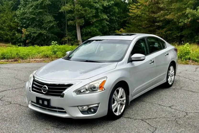2015 Nissan Altima 3.5 SL photo 1