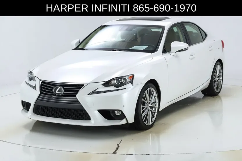 2016 Lexus IS 200t photo 1