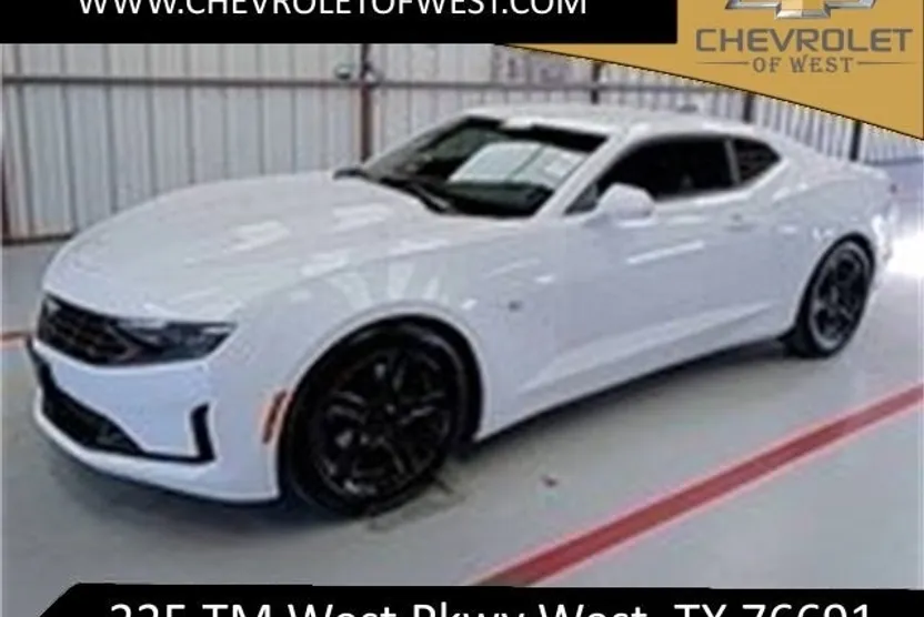 2019 Chevrolet Camaro 1LT photo 1