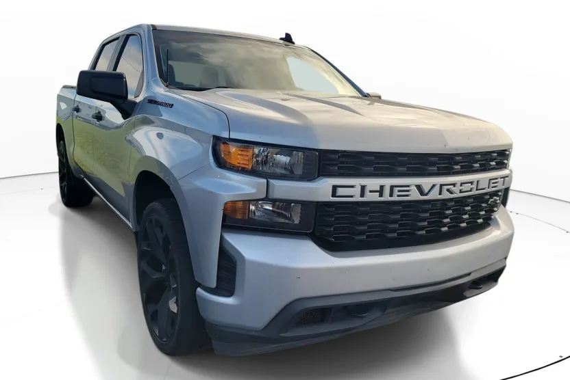 2020 Chevrolet Silverado 1500 Custom photo 1
