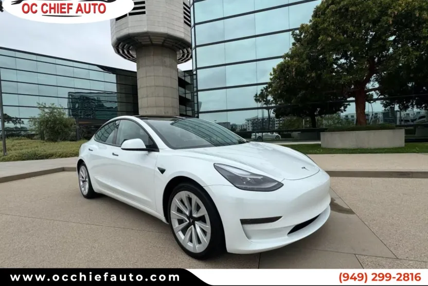 2022 Tesla Model 3 photo 1