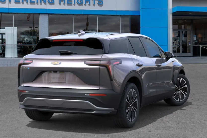 2026 Chevrolet Blazer EV photo 1