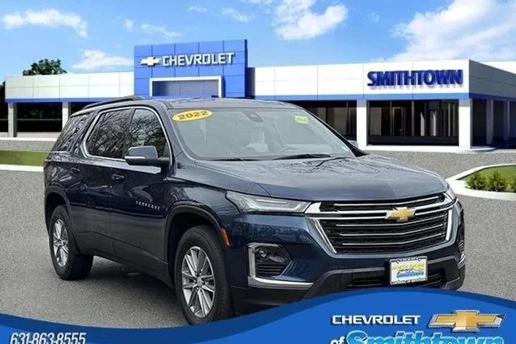 2022 Chevrolet Traverse Leather photo 1