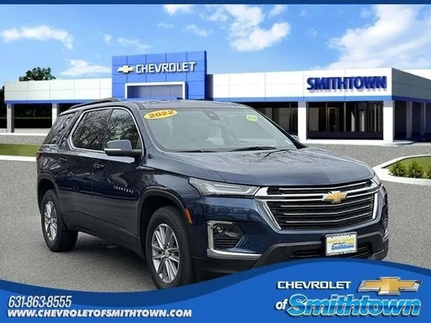 2022 Chevrolet Traverse Leather photo 1