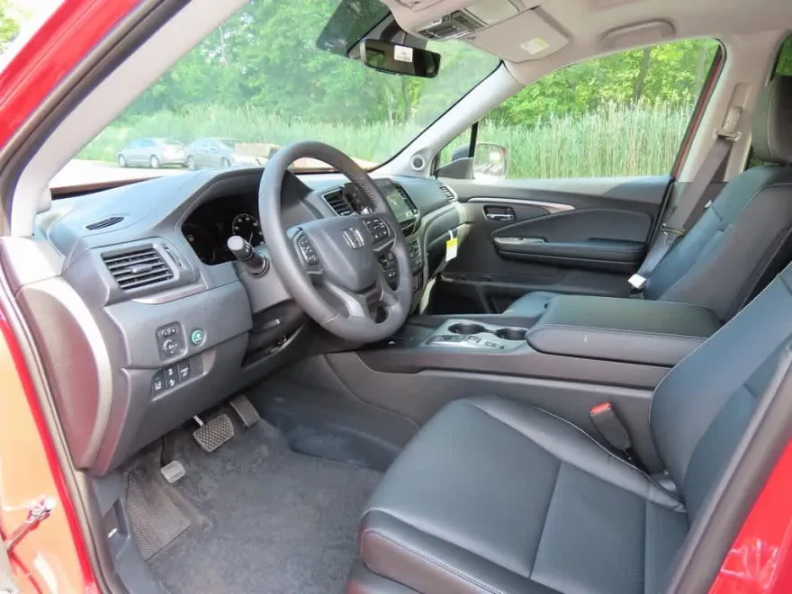 2025 Honda Ridgeline RTL photo 1