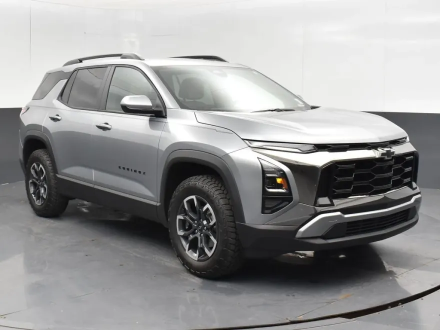 2025 Chevrolet Equinox ACTIV photo 1