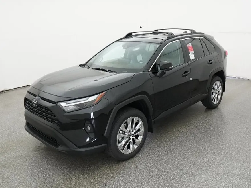 2025 Toyota RAV4 XLE Premium photo 1
