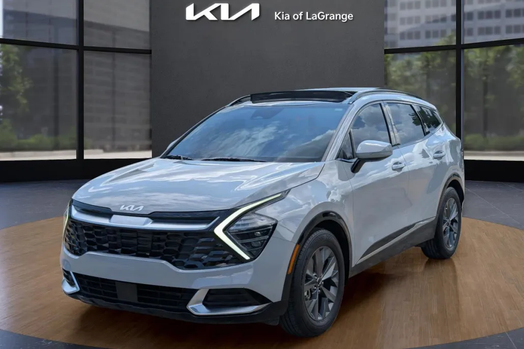 2024 Kia Sportage SX photo 1