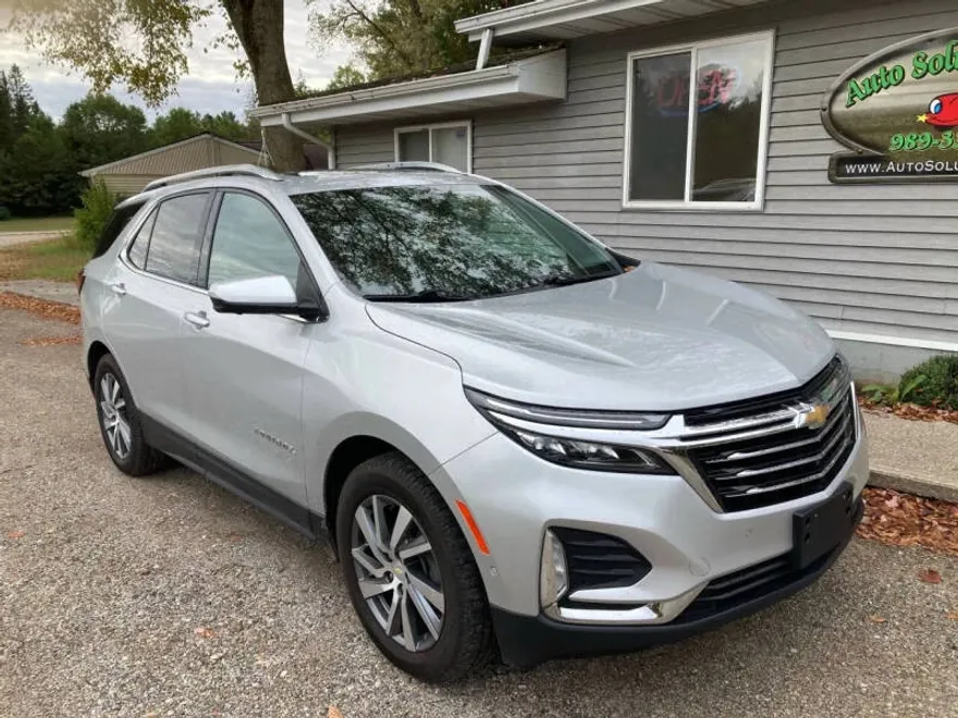 2022 Chevrolet Equinox Premier photo 1