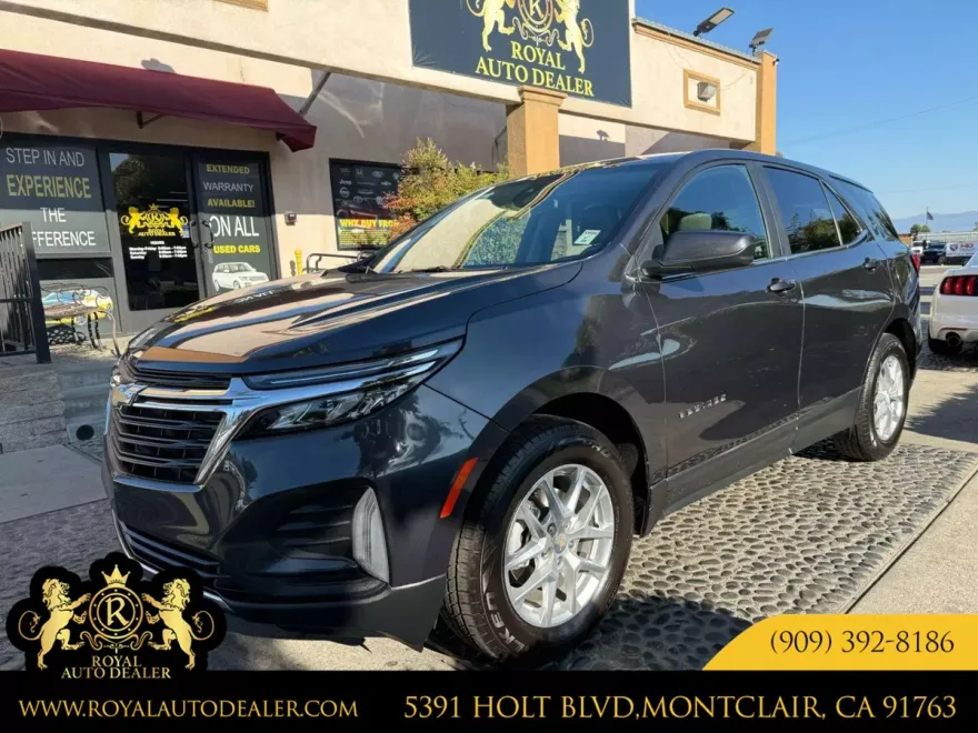 2022 Chevrolet Equinox LT photo 1