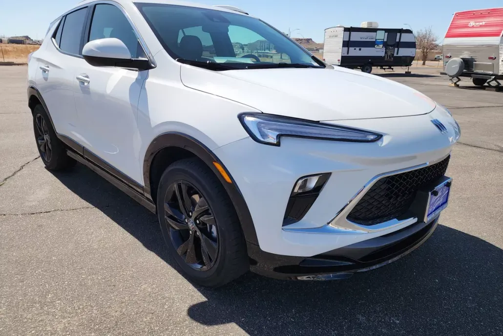 2024 Buick Encore GX Sport Touring photo 1