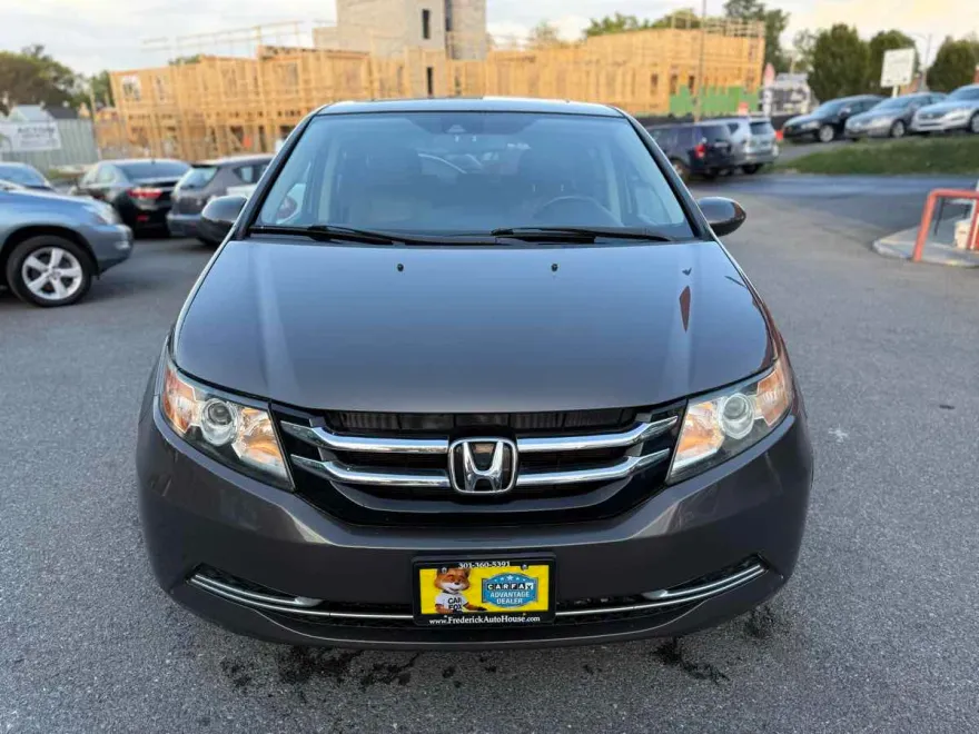 2015 Honda Odyssey EX-L photo 1